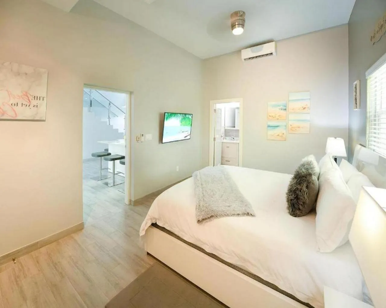 Bed & Breakfast Private Pool Villa Ocean Views Long Bay Turks And Caicos Islands